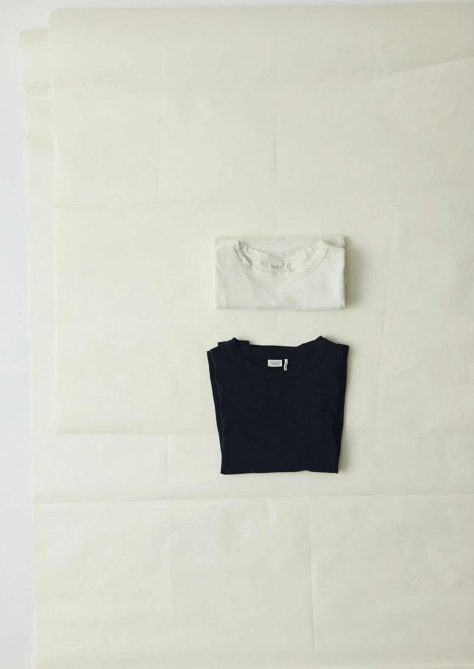 Cleo Garment Dyed Organic Cotton Tee | Carbon Black - Image 4