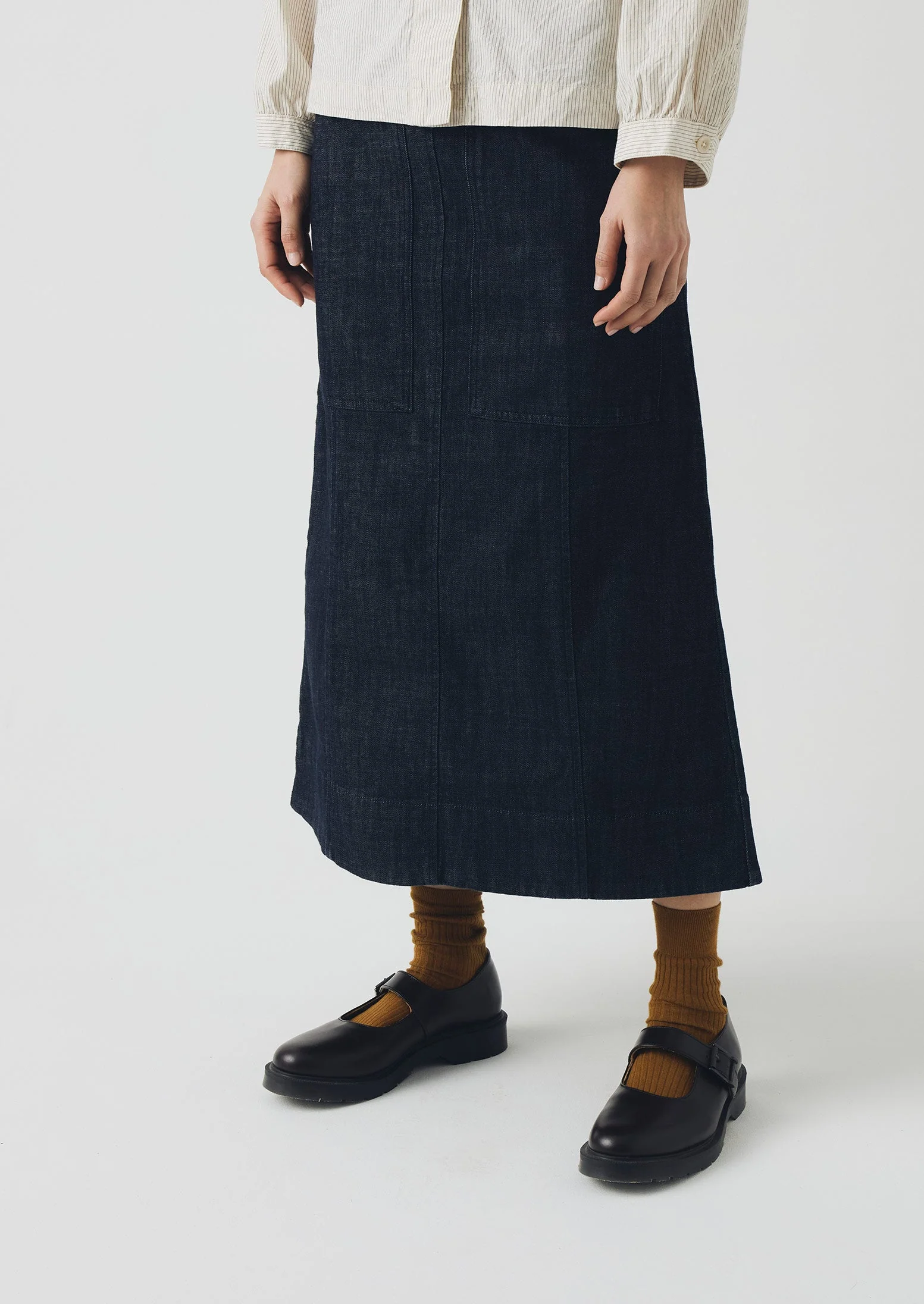 Patch Pocket Organic Indigo Denim Skirt | Indigo - Image 3