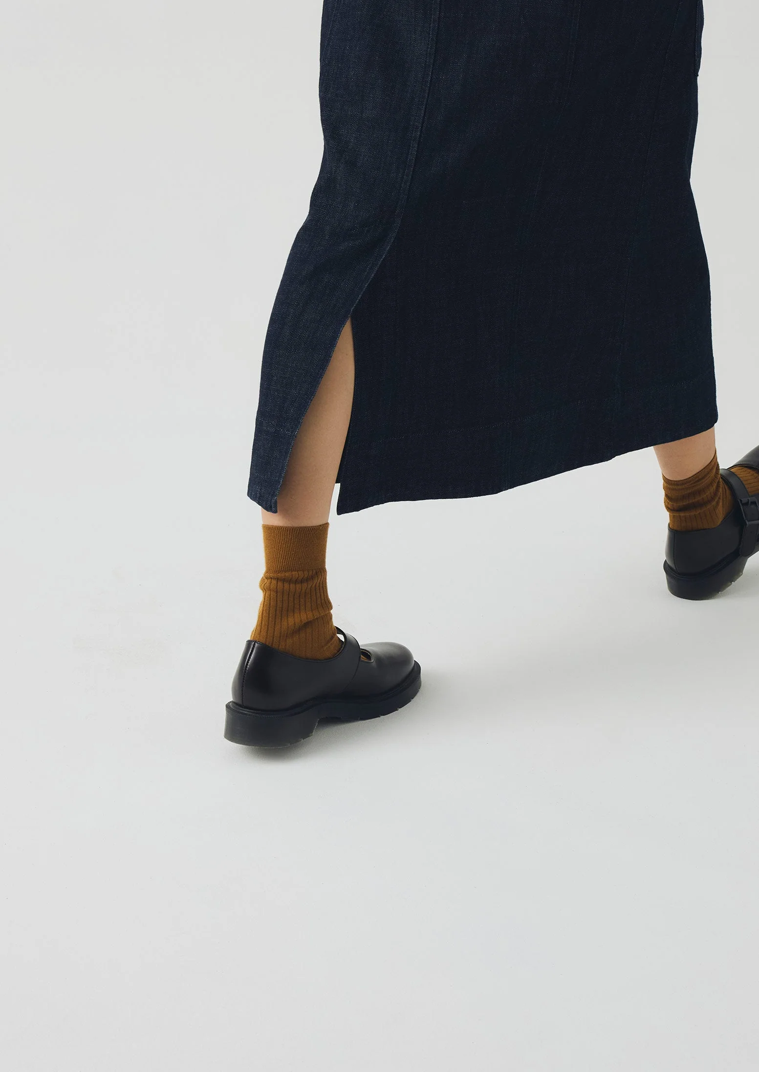 Patch Pocket Organic Indigo Denim Skirt | Indigo - Image 6