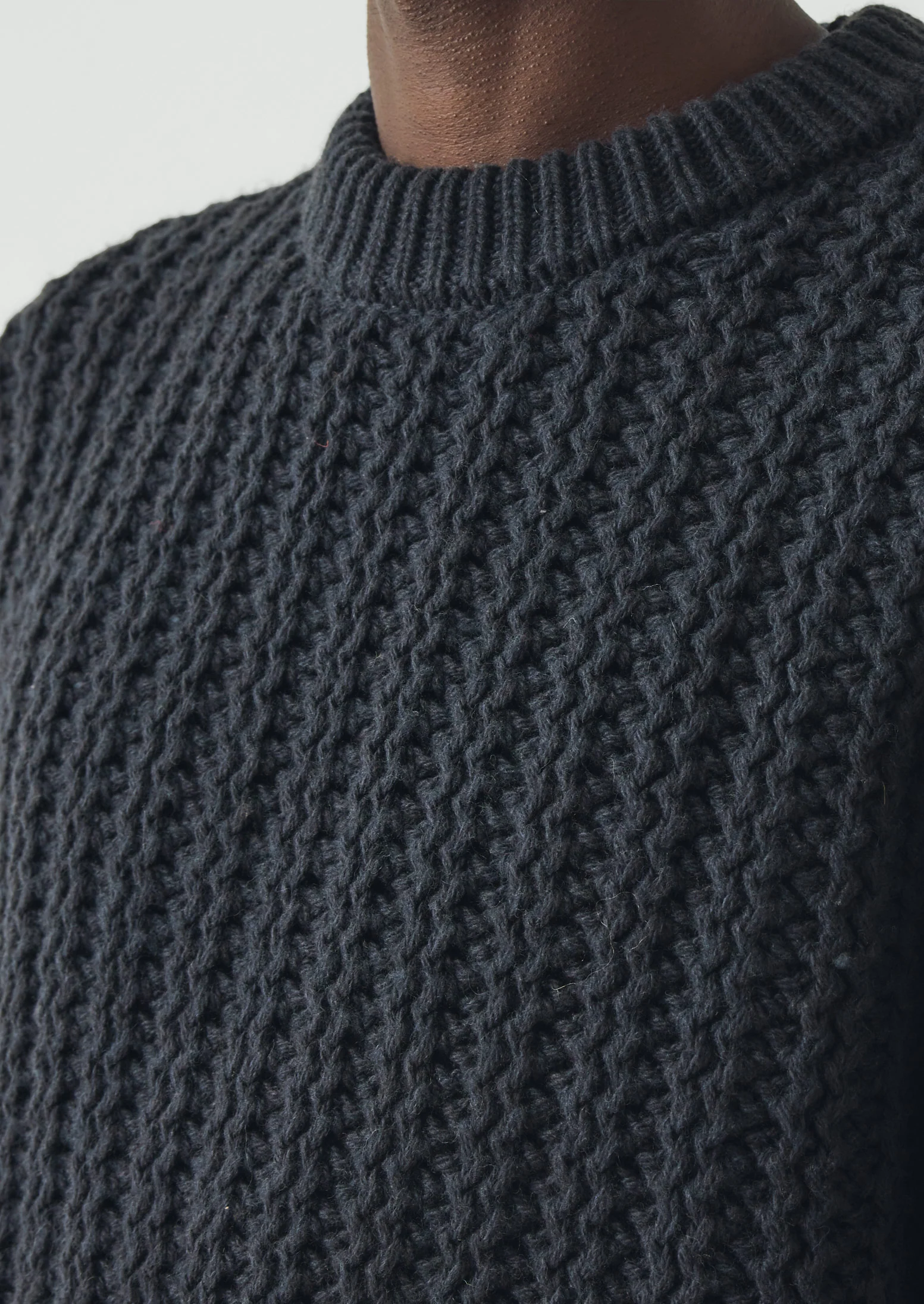 Racked Wool Cotton Sweater | Darkest Navy - Image 5