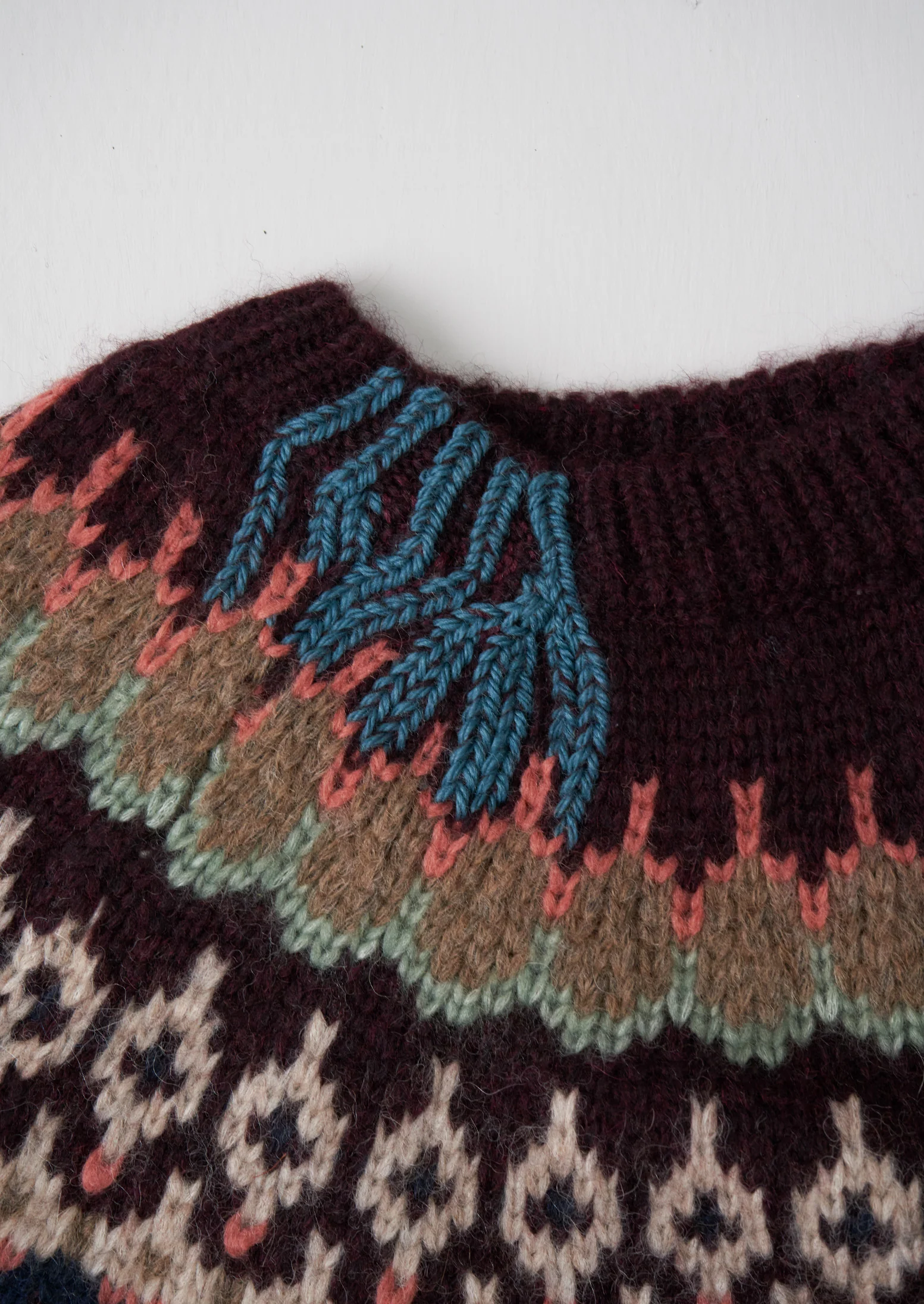 Renewed Lofty Jaquard Yoke Sweater Size S (130) | Plum Multi - Image 3