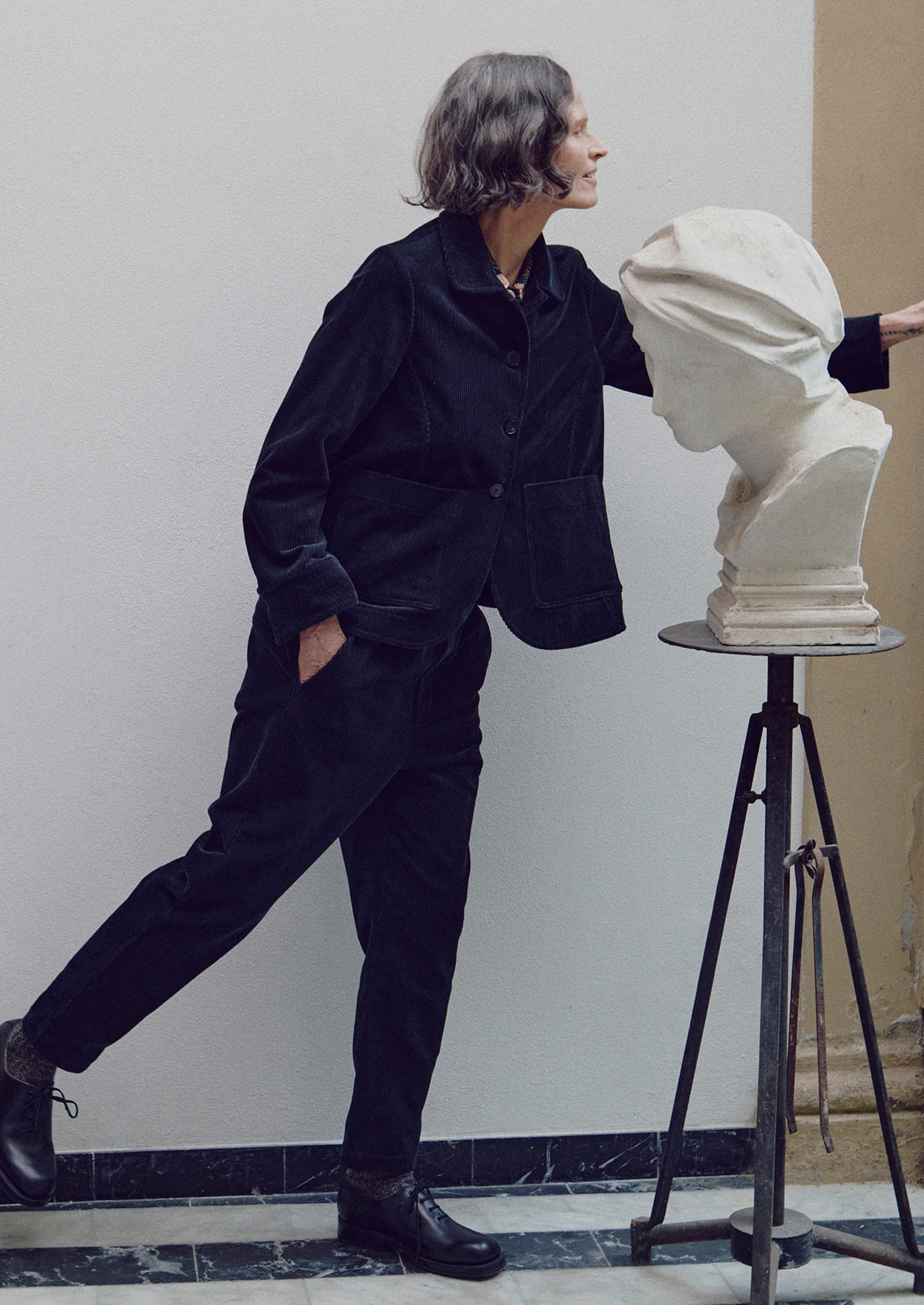 Round Collar Organic Cord Jacket | Anthracite - Image 3