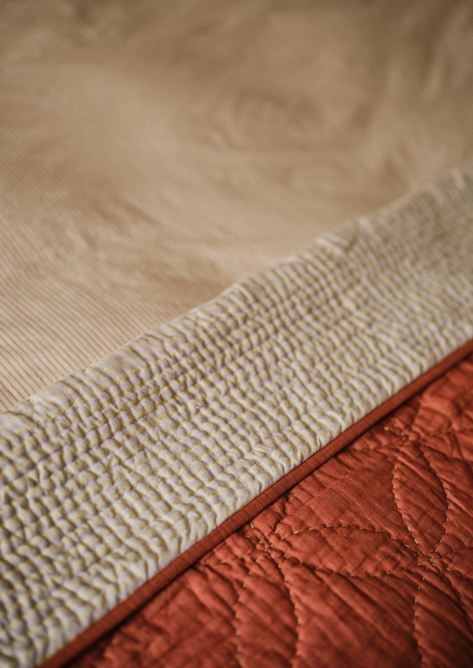 Sicily Stitch Lightweight Quilt | Blush/Lavender - Image 4